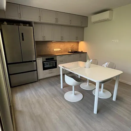 Azur Apartment